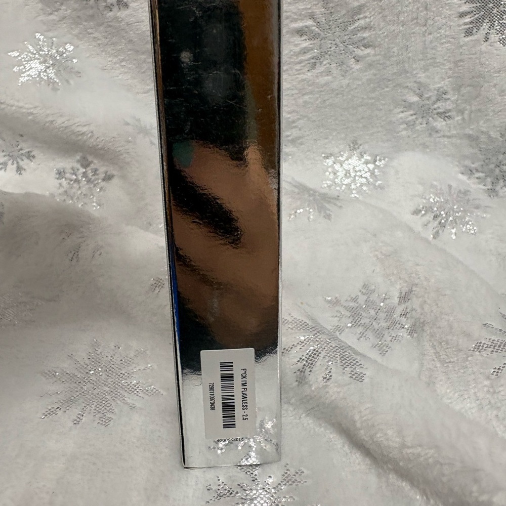 IL Makiage I'm Flawless Multi-Use Perfecting Concealer Shade 2.5- 0.23 fl oz - Picture 7 of 8